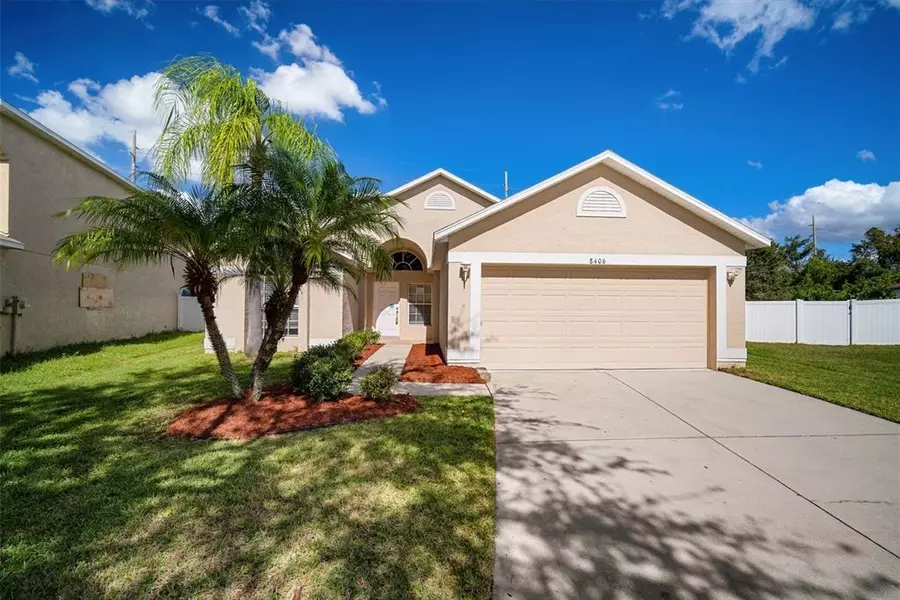 8406 CARRIAGE POINTE DR, Gibsonton, FL 33534