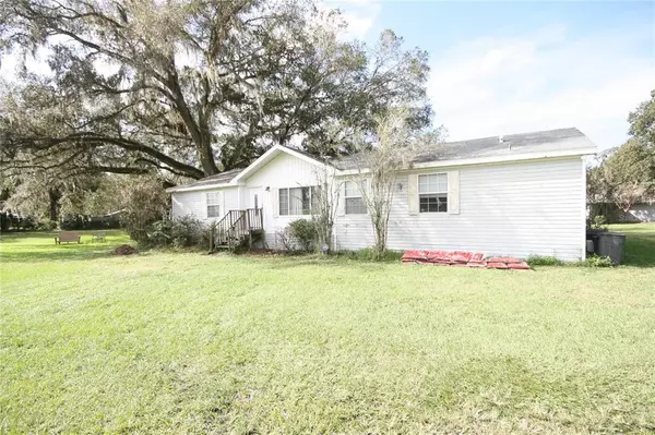 Zephyrhills, FL 33540,39528 JERRY RD