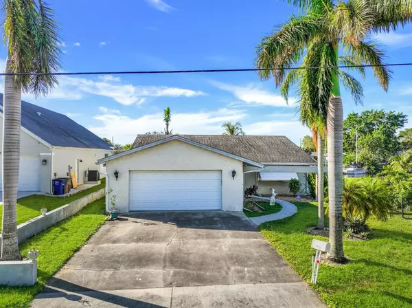 12519 RIVER RD, Fort Myers, FL 33905