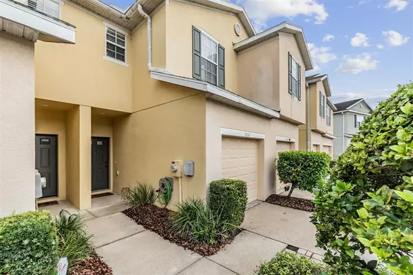 Tampa, FL 33619,5032 WHITE SANDERLING CT