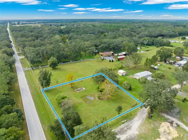 27650 FISHER LN, Dade City, FL 33525