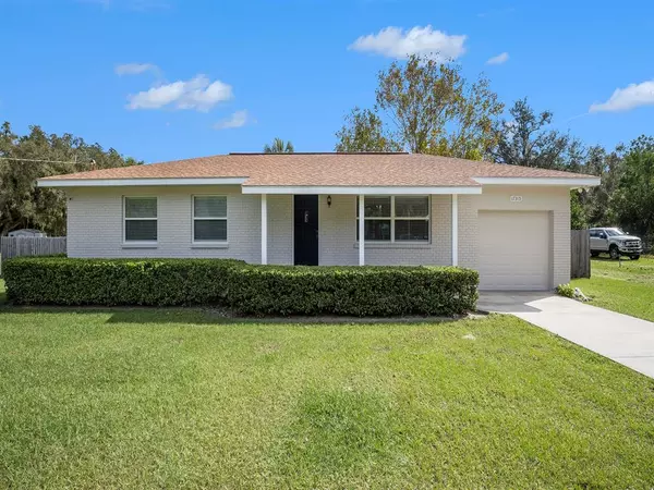 17315 LIVINGSTON AVE, Lutz, FL 33559