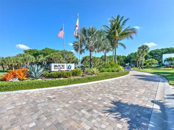 Longboat Key, FL 34228,744 BAYPORT WAY #744