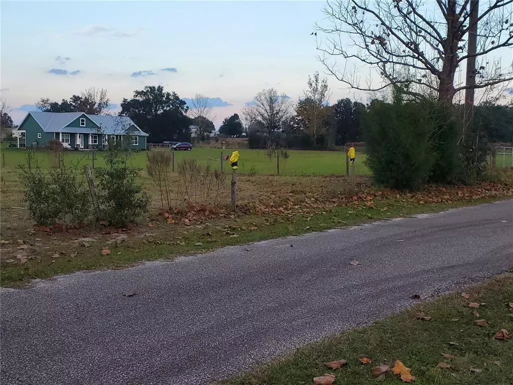 Dade City, FL 33525,FLORRIE MAE LN