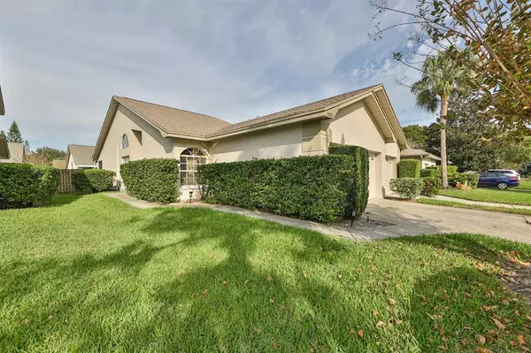 2582 W BROOK LN, Clearwater, FL 33761