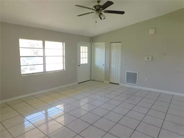 Brandon, FL 33511,1007 PINE RIDGE CIR