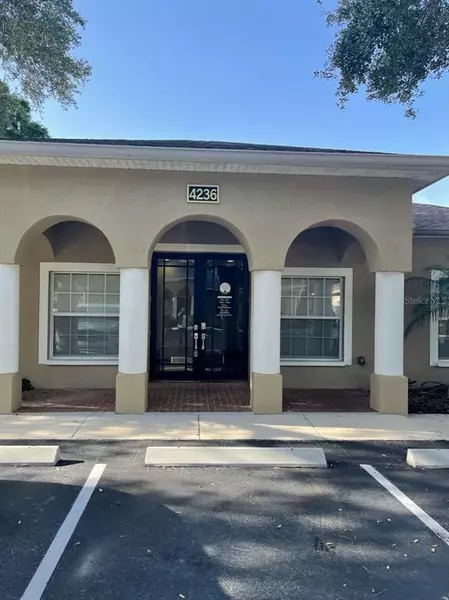 4236 W LINEBAUGH AVE, Tampa, FL 33624