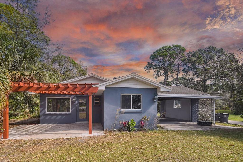 8916 MEMORIAL HWY, Tampa, FL 33615
