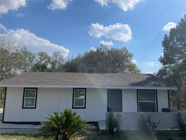 39334 MERCER RD, Dade City, FL 33523