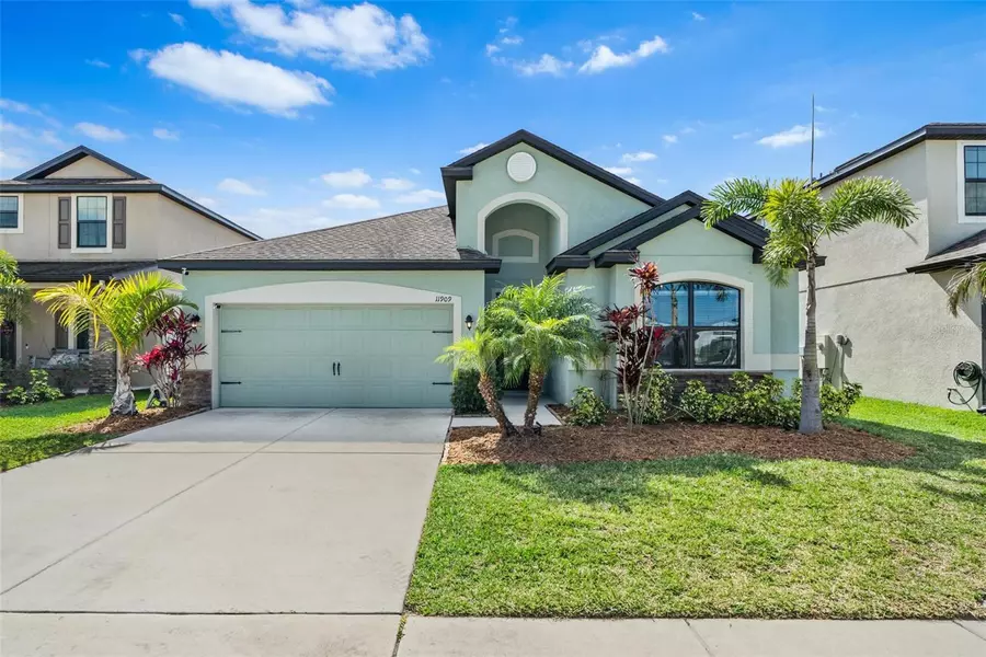 11909 WINTERSET COVE DR, Riverview, FL 33579