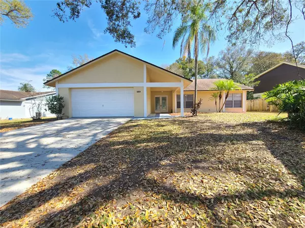 618 FOREST HILLS DR,  Brandon,  FL 33510