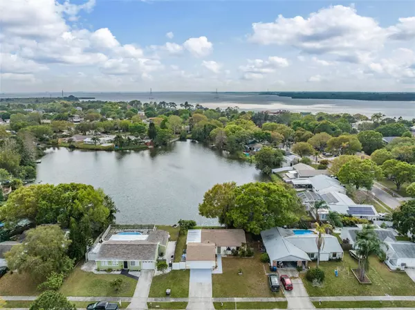 604 BAY LAKE TRL, Oldsmar, FL 34677