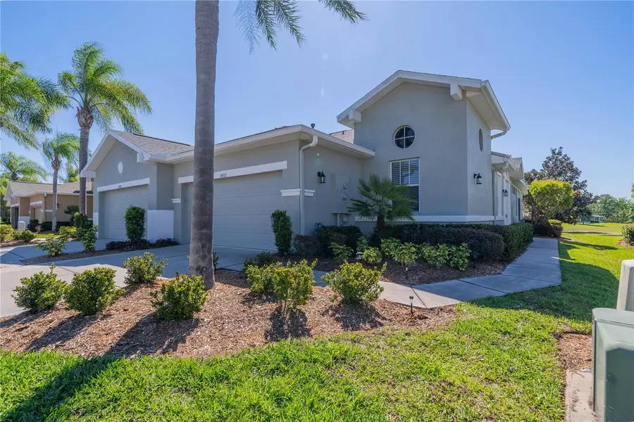 2432 SIFIELD GREENS WAY #47, Sun City Center, FL 33573