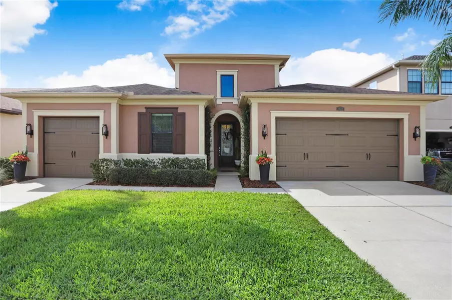 2616 MILFORD BERRY LN, Tampa, FL 33618