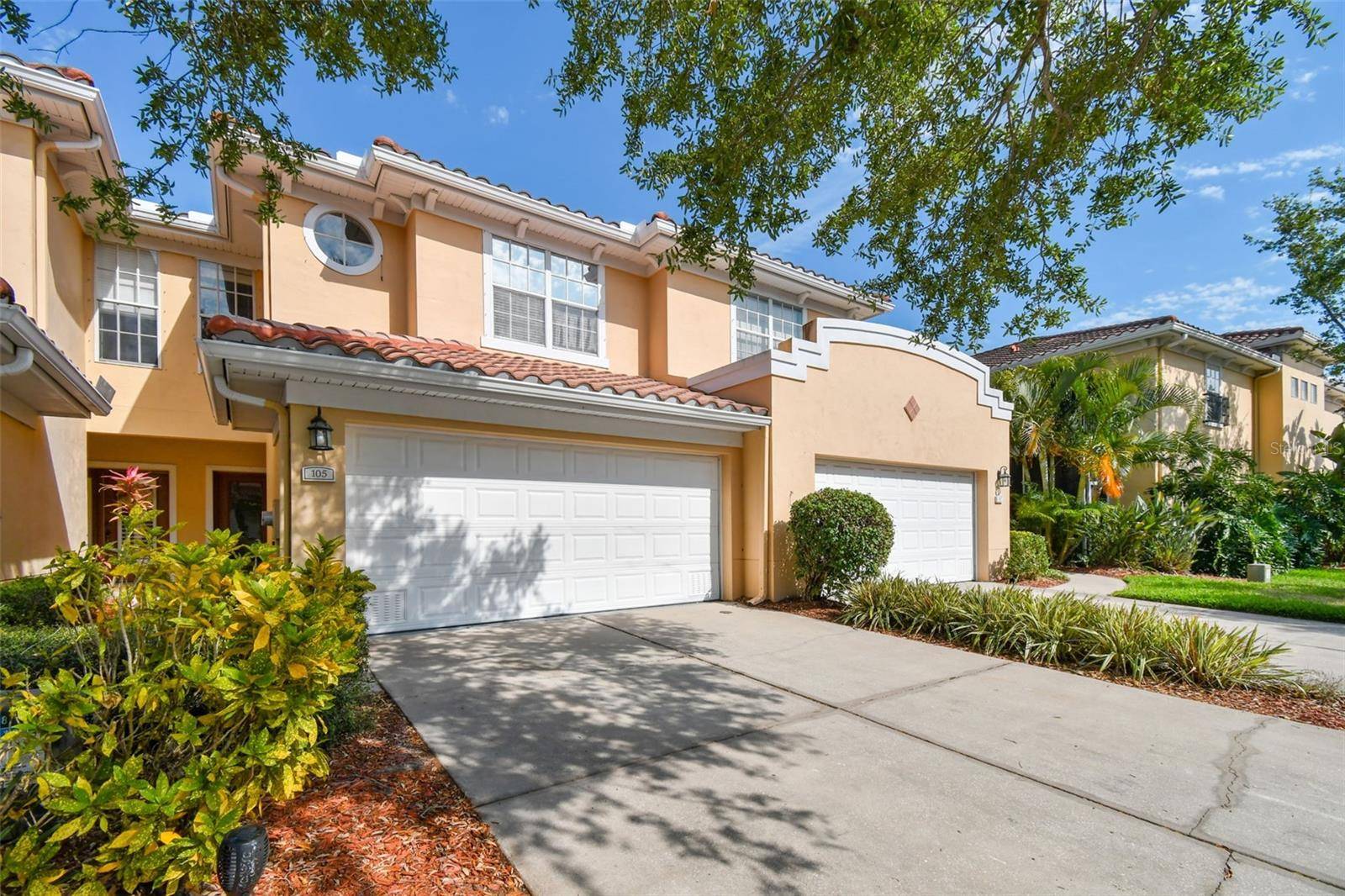 105 VALENCIA CIR, St Petersburg, FL 33716