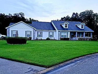 Seffner, FL 33584,420 VINEKEEPER CT