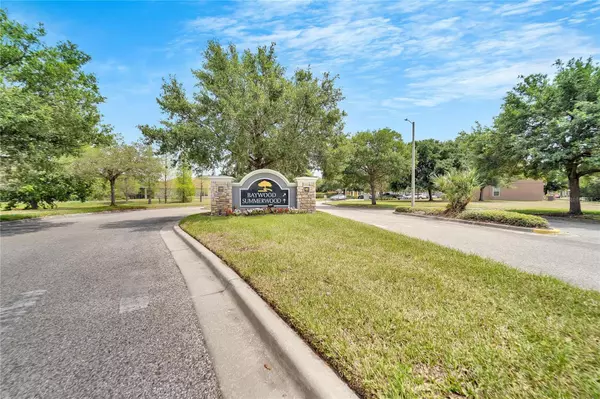 Riverview, FL 33578,8935 WALNUT GABLE CT