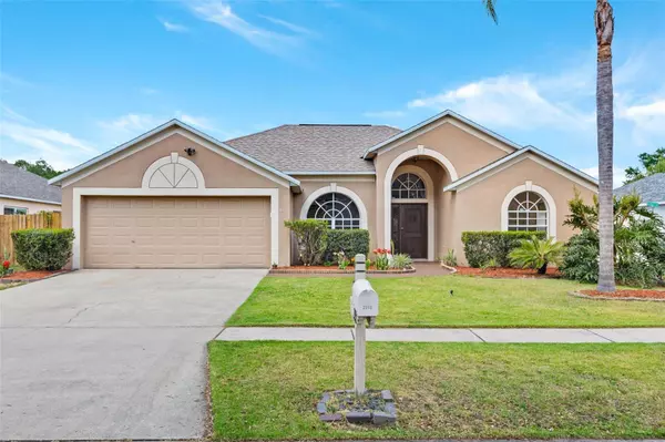 2210 TOWERING OAKS CIR, Seffner, FL 33584