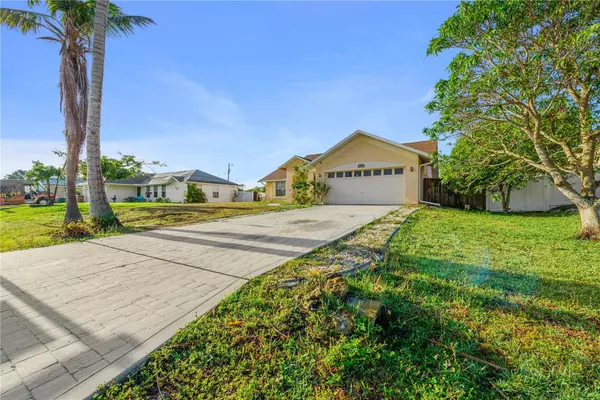 Cape Coral, FL 33991,706 SW 11TH TER