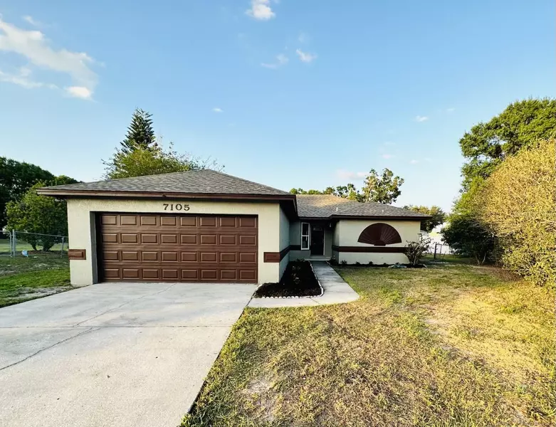 7105 PEBBLE PASS LOOP, Lakeland, FL 33810