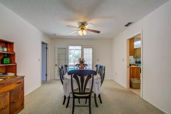 Weeki Wachee, FL 34607,5289 SANDRA DR