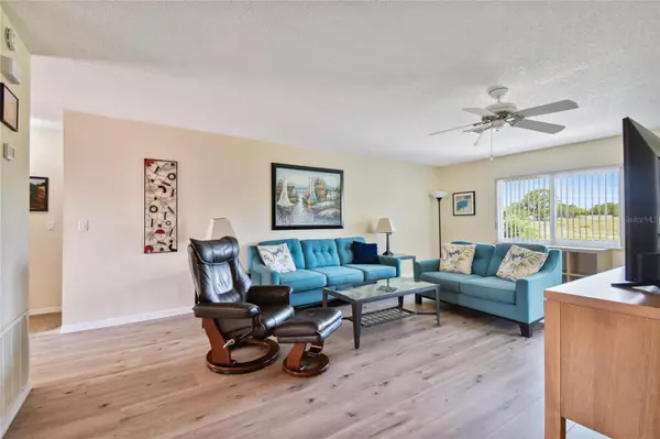 Sun City Center, FL 33573,1335 IDLEWOOD DR #34