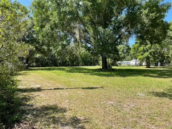 BAY AVE,  Crystal Springs,  FL 33524