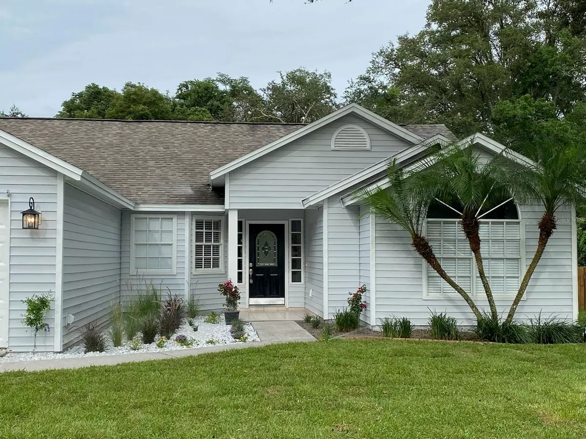 Lutz, FL 33549,18105 SWAN LAKE DR