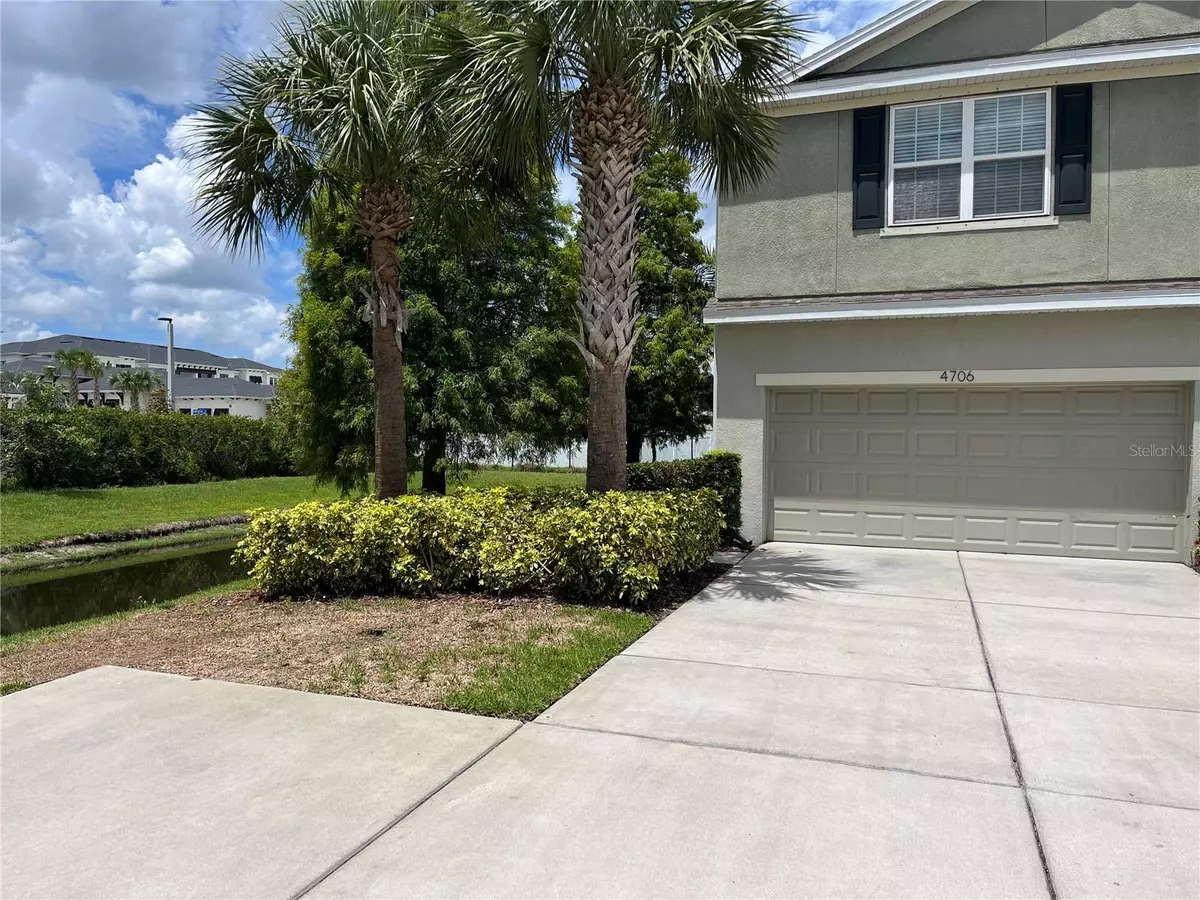 Tampa, FL 33619,4706 WHITE SANDERLING CT