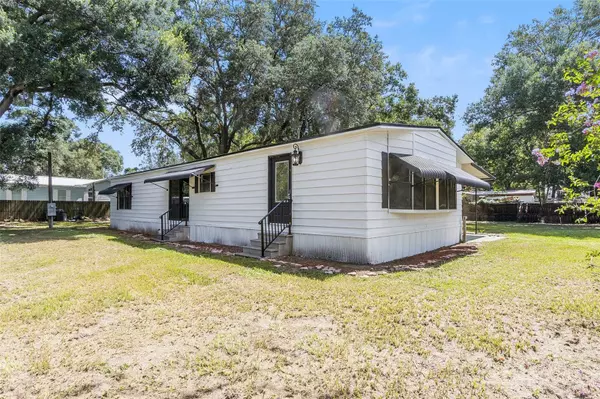 Seffner, FL 33584,1013 LIANNE PL