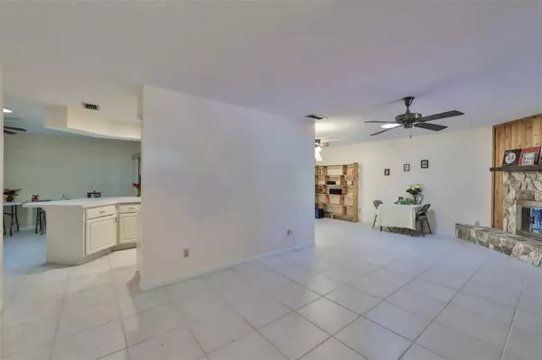 Tampa, FL 33615,7745 JODI LYNN DR