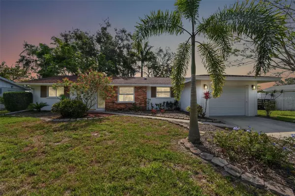 Sarasota, FL 34233,4535 FALCON RIDGE DR