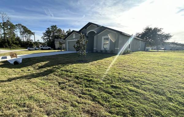 16 PRICE LN, Palm Coast, FL 32164