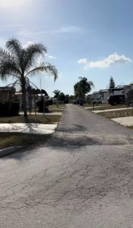 201 EDGEWOOD CIR S, Fort Meade, FL 33841