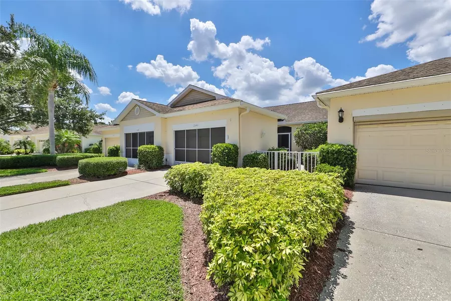 2143 NANTUCKET DR #14, Sun City Center, FL 33573