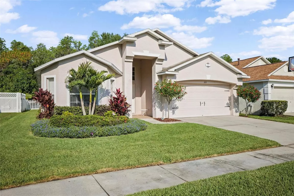 Wesley Chapel, FL 33543,1213 KATAHDIN CT