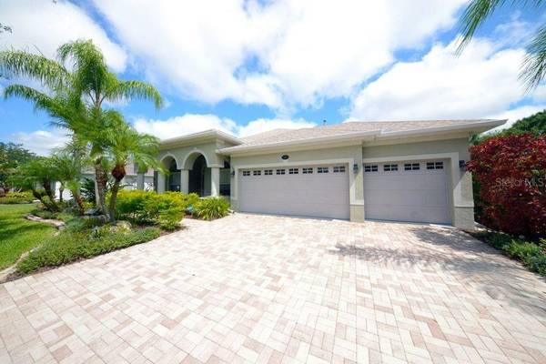 5310 CLOUDS PEAK DR, Lutz, FL 33558