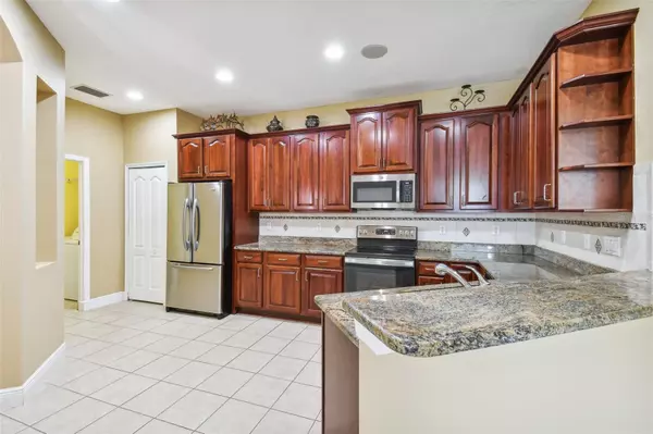 Wesley Chapel, FL 33544,3248 CHAPEL CREEK CIR