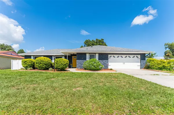 1001 SHANGRI LA DR, Seffner, FL 33584