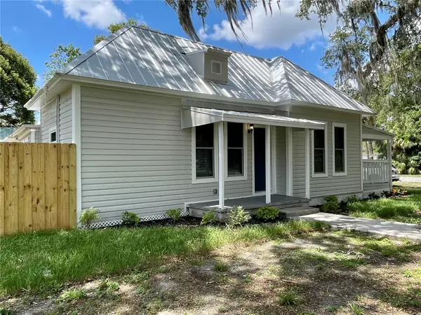 Zephyrhills, FL 33542,5431 9TH ST