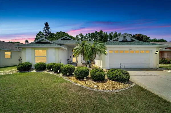 2208 W DEL WEBB BLVD, Sun City Center, FL 33573