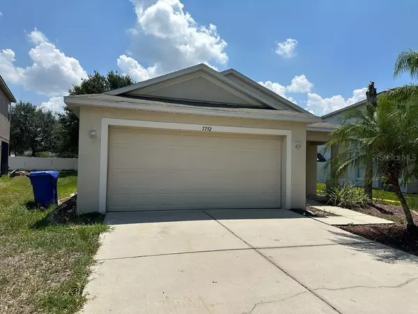 7752 CARRIAGE POINTE DR, Gibsonton, FL 33534