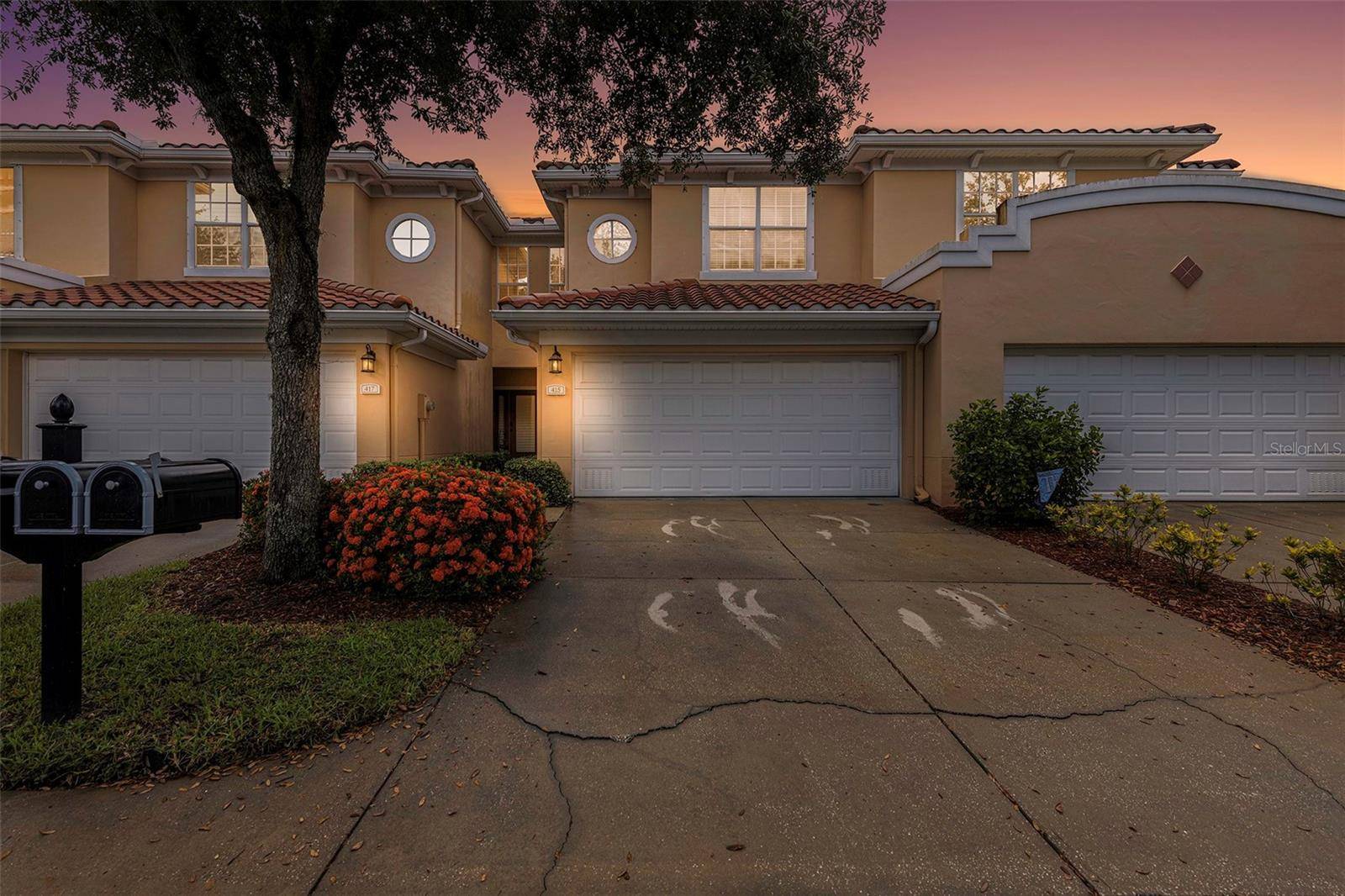 415 BARCELONA DR, St Petersburg, FL 33716