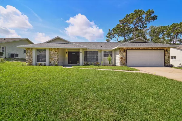 Weeki Wachee, FL 34613,8976 HERNANDO WAY