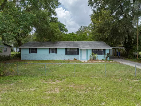 Seffner, FL 33584,5210 LLOYD ST