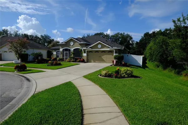 Wesley Chapel, FL 33543,28642 CROOKED STICK CT