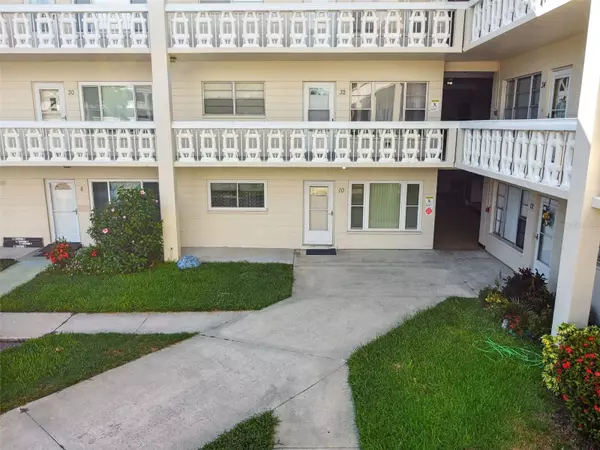 Clearwater, FL 33763,2452 BRAZILIA DR #10