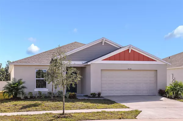 2422 OAKWOOD LN, Davenport, FL 33837
