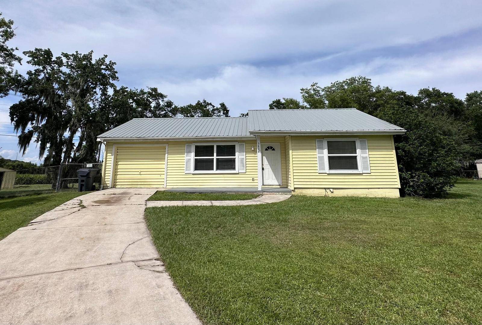 3808 COUNTRY LOOP W, Lakeland, FL 33811