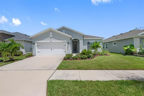 5835 SILVER SUN DR, Apollo Beach, FL 33572